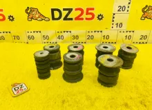 Подушка кузова TOYOTA HILUX SURF 2004/8R3 5220135100 VZN215W 5VZFE