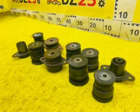 Подушка кузова TOYOTA