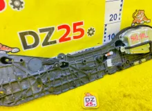 Доводчик двери TOYOTA ESQUIRE 2015/Цвет 070 8500628171 ZRR85G 3ZRFAE, задний левый