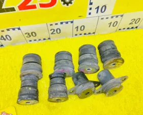 Подушка кузова TOYOTA