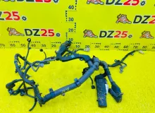 Коса двс TOYOTA CROWN 2015/Цвет 062 8212130J00 AWS210 2ARFSE, передняя