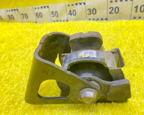 Подушка двигателя TOYOTA