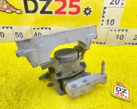 Подушка двигателя TOYOTA