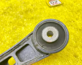 Подушка двигателя Toyota