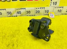 Подушка двигателя ISUZU BIGHORN 1999/Цвет 752 8971888920 UBS73GW 4JX1, передняя правая