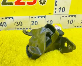 Подушка двигателя Isuzu
