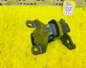 Подушка двигателя Isuzu