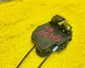 Замок двери TOYOTA