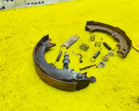 Механизм стояночного тормоза TOYOTA