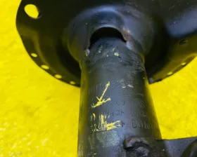 СТОЙКА ПАРА ЛЕВАЯ И ПРАВАЯ MITSUBISHI