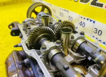 Головка блока цилиндров TOYOTA LAND CRUISER PRADO 2004/Цвет 1D4 1110169136 VZJ121W 5VZFE, передняя левая