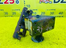 Крепление запасного колеса TOYOTA LAND CRUISER 2002/Цвет 070 5190060192 UZJ100W 2UZFE, заднее