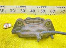 Суппорт TOYOTA LAND CRUISER 2002/Цвет 070 4773060090 UZJ100W 2UZFE, передний правый