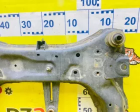 Балка под двс NISSAN