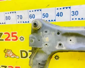 Балка под двс NISSAN