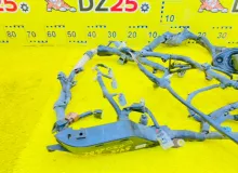 Коса двс TOYOTA HARRIER 2005/Цвет 202 8212148140 MHU38W 3MZFE, передняя