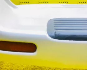Бампер Toyota