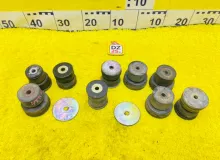 Подушка кузова TOYOTA LAND CRUISER PRADO 1994/Цвет 24V 5220760030 KZJ78W 1KZTE