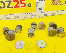 Подушка кузова TOYOTA