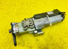 Доводчик двери пятой AUDI Q7 2010 4F9959945 4LBARA BAR, задний левый