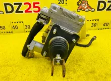 Главный тормозной цилиндр LEXUS CT200H 2013/Цвет 212 4705076030 ZWA10 2ZRFXE, передний