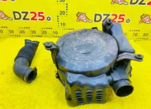 Корпус воздушного фильтра TOYOTA LAND CRUISER PRADO 1994/Цвет 183 1770067030 KZJ71W 1KZTE, передний