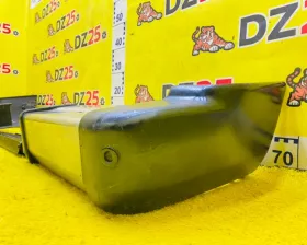 Бампер Toyota