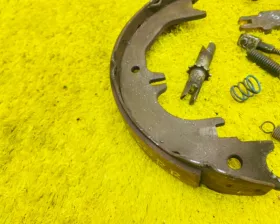 Механизм стояночного тормоза TOYOTA