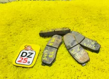 Тормозные колодки TOYOTA LAND CRUISER PRADO 1995/Цвет 26Z 0446660010 KZJ78W 1KZTE, заднее