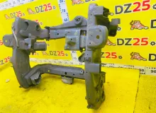 Рама HUMMER H2 2003 15829088 LQ4, передняя