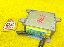 Блок управления airbag HONDA VEZEL 2014/Цвет NH731P 77960T5CJ812M1 RU4 LEB, передний