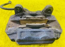Суппорт TOYOTA LAND CRUISER 1994/Цвет 6M1 4773060060 FZJ80G 1FZFE, передний правый
