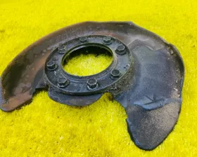 Кожух тормозного диска TOYOTA