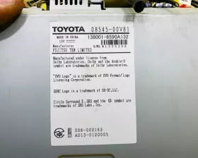 Магнитофон TOYOTA
