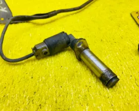 Датчик abs TOYOTA
