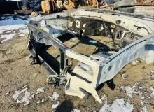Лонжерон TOYOTA LAND CRUISER 1998/Цвет 057 UZJ100W 2UZFE, передний левый