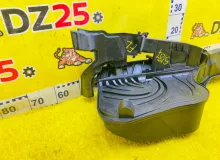 Воздухозаборник Mercedes-Benz E-CLASS 2009/Цвет 197U A2128300203 WDD212 M271DE18EVO/M271860, передний