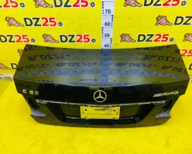 Крышка багажника Mercedes-Benz