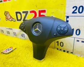 Подушка безопасности водителя Mercedes-Benz