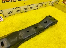 Балка под акпп HUMMER H3 2006 15076524 L52, передняя