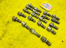 Болт колесный Mercedes-Benz E-CLASS 2009/Цвет 197U A0009904907 WDD212 M271DE18EVO/M271860