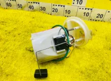 Топливный насос Mercedes-Benz E-CLASS 2009/Цвет 197U A2044700294 WDD212 M271DE18EVO/M271860, задний