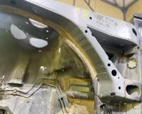 Лонжерон Mercedes-Benz