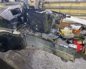 Лонжерон Mercedes-Benz