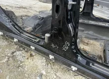 Порог кузова Mercedes-Benz E-CLASS 2009/Цвет 197U A2126371635 WDD212 M271DE18EVO/M271860, передний правый