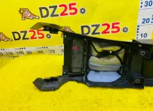 Бардачок между сиденьями MITSUBISHI L200 2012/Цвет X08A 8011A515XA KB4T 4D56, передний
