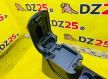 Бардачок между сиденьями MITSUBISHI L200 2012/Цвет X08A 8011A515XA KB4T 4D56, передний