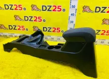 Бардачок между сиденьями MITSUBISHI L200 2012/Цвет X08A 8011A515XA KB4T 4D56, передний