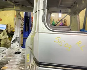 Крыло заднее NISSAN