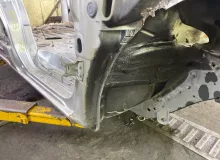 Лонжерон NISSAN NV200 2010/Цвет K23 64180JX00A M20 HR16DE, передний правый